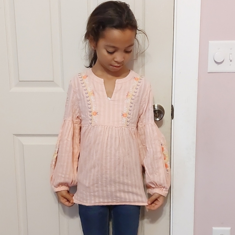 Cat & Jack Floral Embroidered Long Sleeve Peasant Tunic Top Size M